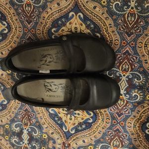 Merrell black mary janes